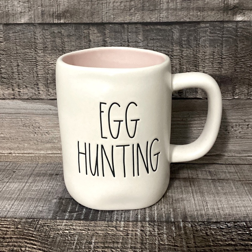 Rae Dunn Egg hunting Mug